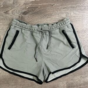 Lululemon Gray Women's 4 Shorts with Black Trim